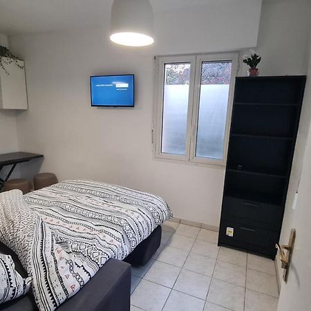 Studio Charmant - 3 Min De Disneyland Magny-le-Hongre Luaran gambar